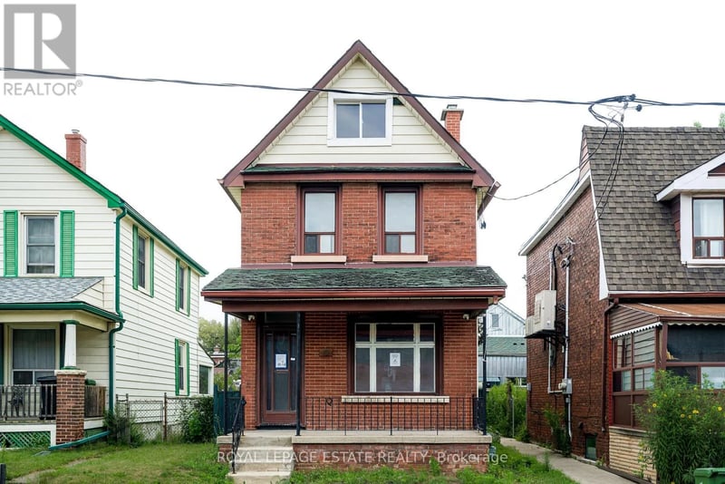 201 Christie Street, Toronto (Annex), Ontario, M6G3B5, Toronto (Annex), Ontario — photo 1 of 5