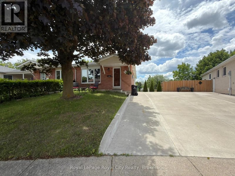 34 Nora Court, Cambridge, Ontario, N3C3N1, Cambridge, Ontario — photo 1 of 5