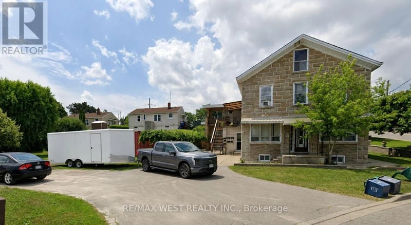 55 John Street North, Thorold (Thorold Downtown), Ontario, L2V2S7, Thorold (Thorold Downtown), Ontario — photo 1 of 5