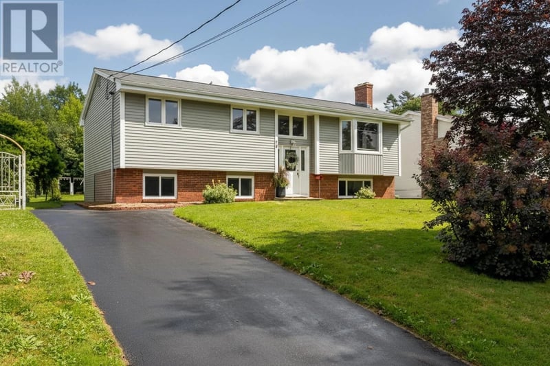 20 Parkland Avenue, Cole Harbour, Nova Scotia, B2V1M8, Cole Harbour, Nova Scotia — photo 1 of 5