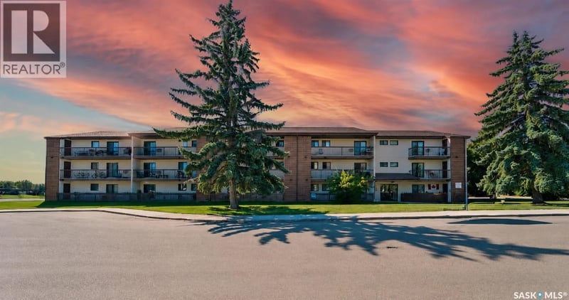 310 215 Tait PLACE, Saskatoon, Saskatchewan, S7H5L5, Saskatoon, Saskatchewan — photo 1 of 5