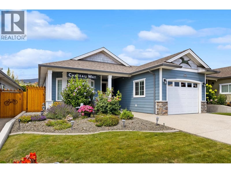3360 Mimosa Drive, West Kelowna, British Columbia, V4T3A5, West Kelowna, British Columbia — photo 1 of 5