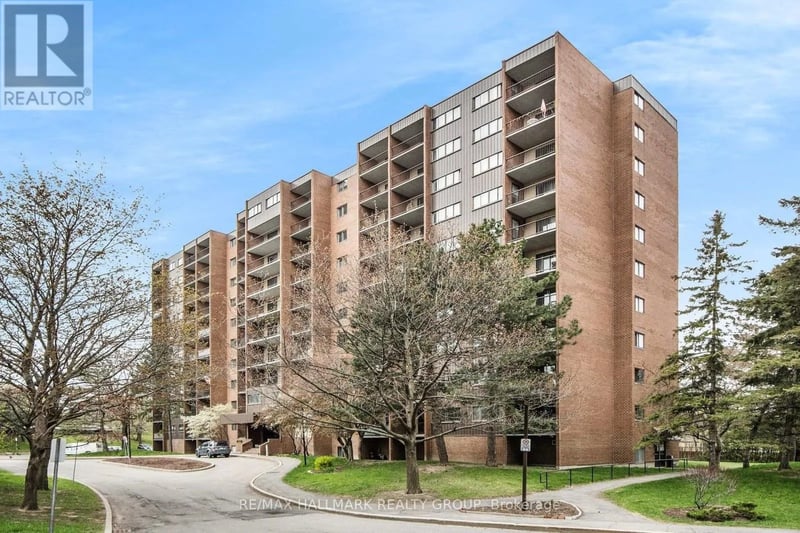 #401 2630 Southvale Crescent, Ottawa, Ontario, K1B4S8, Ottawa, Ontario — photo 1 of 5