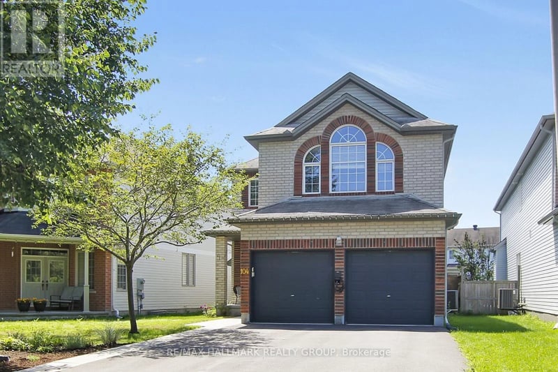 104 Strathcarron Crescent, Ottawa, Ontario, K2K0C7, Ottawa, Ontario — photo 1 of 5