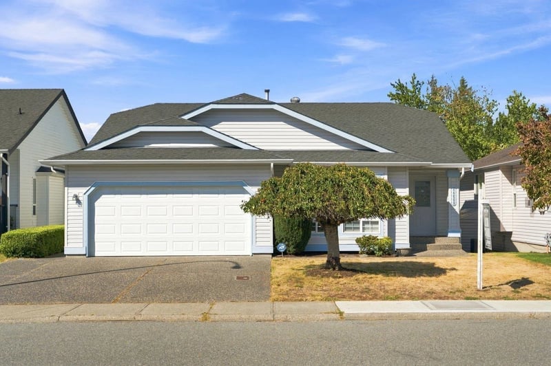44669 MONTE VISTA Drive, Chilliwack, British Columbia, V2R3K5, Chilliwack, British Columbia — photo 1 of 5