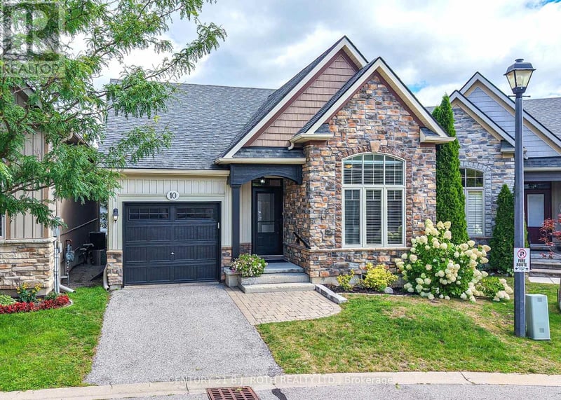 10 Canterbury Circle, Orillia, Ontario, L3V0C9, Orillia, Ontario — photo 1 of 5