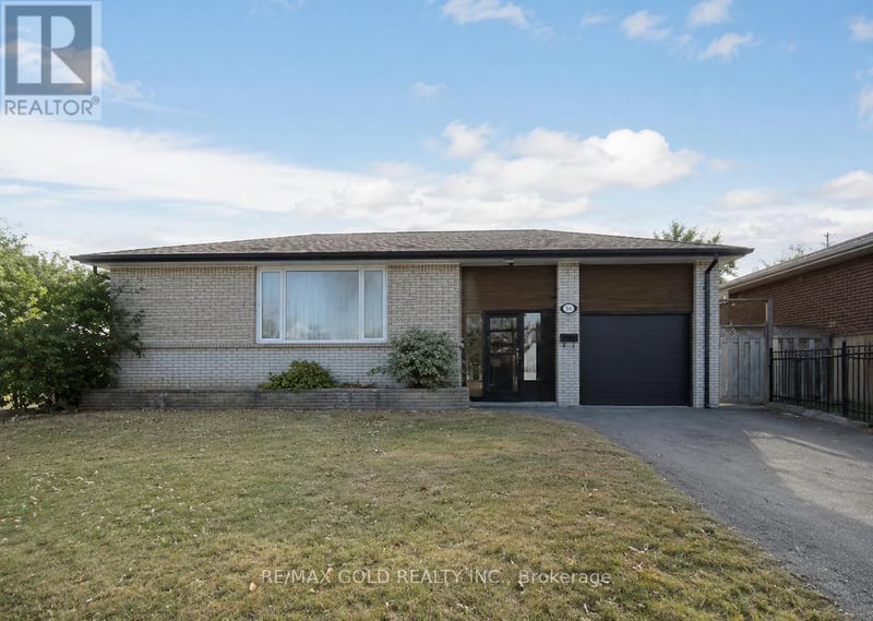 58 Kingsmere Crescent, Brampton (Northwood Park), Ontario, L6X1Z4, Brampton (Northwood Park), Ontario — photo 1 of 5