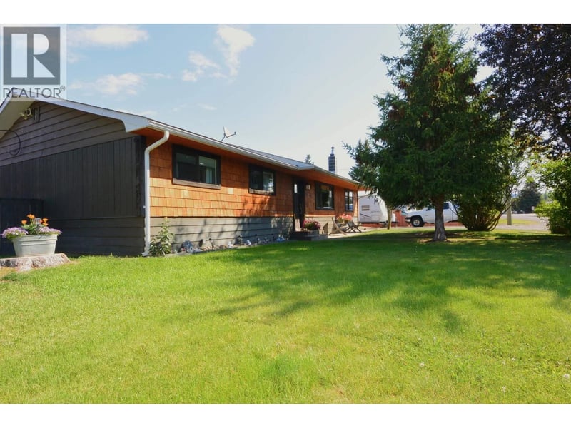 3457 15TH Street, Houston, British Columbia, V0J1Z0, Houston, British Columbia — photo 1 of 5