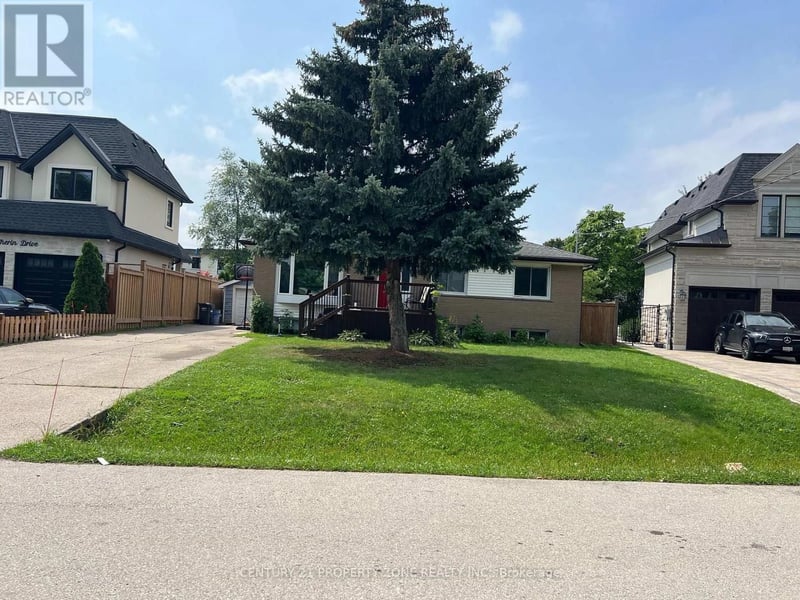 556 Sherin Drive, Oakville (WO West), Ontario, L6L4J8, Oakville (WO West), Ontario — photo 1 of 5