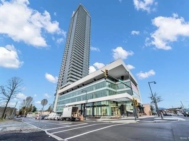 #1905 10750 135A Street, Surrey, British Columbia, V3T4E2, Surrey, British Columbia — photo 1 of 5
