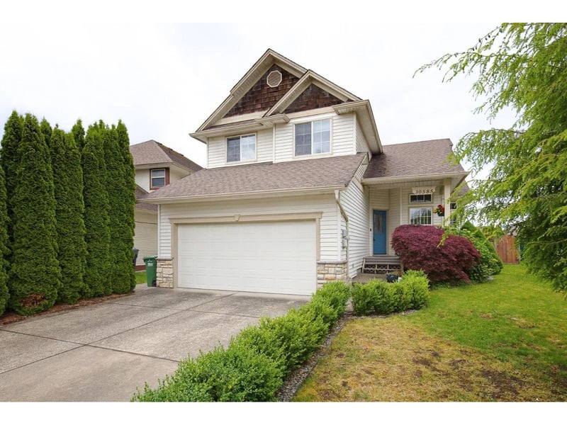 30585 CRESTVIEW Avenue, Abbotsford, British Columbia, V2T6V2, Abbotsford, British Columbia — photo 1 of 5