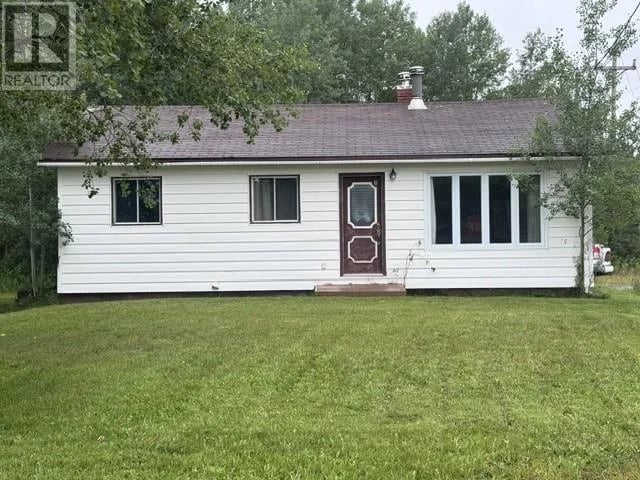 8 Juniper Crescent, Traytown, Newfoundland & Labrador, A0G4K0, Traytown, Newfoundland & Labrador — photo 1 of 5