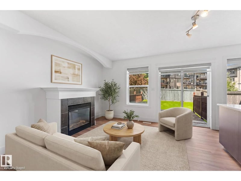 5964 164 AV NW, Edmonton, Alberta, T5Y0B2, Edmonton, Alberta — photo 1 of 5