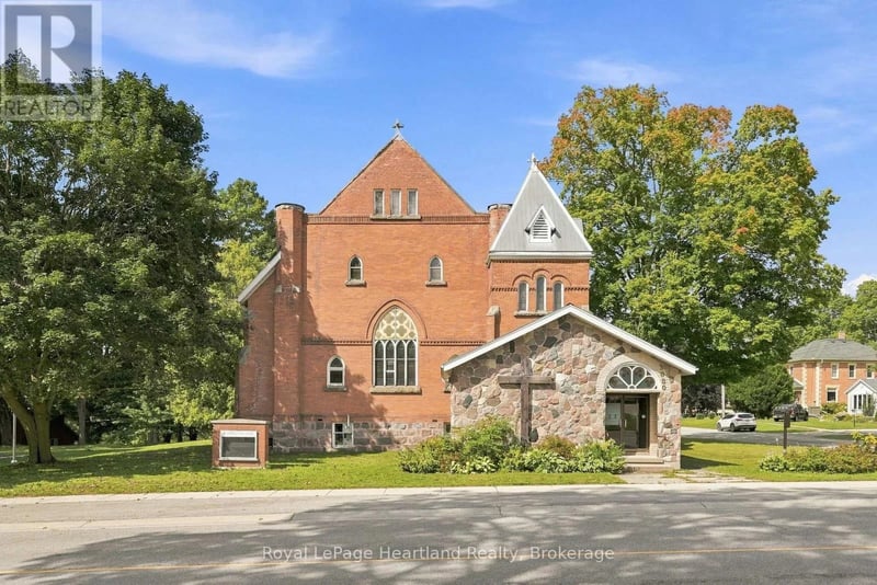 3080 Patrick Street, Howick, Ontario, N0G1V0, Howick, Ontario — photo 1 of 5