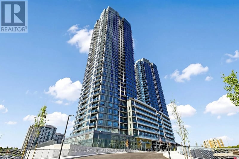 #508 30 Upper Mall Way, Vaughan (Brownridge), Ontario, L4J0L7, Vaughan (Brownridge), Ontario — photo 1 of 5