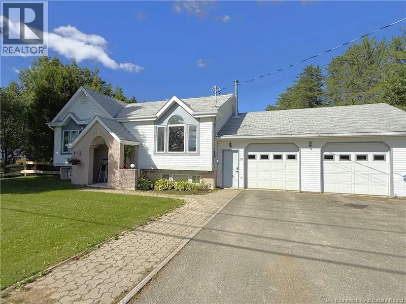 29 Beech Glen Road, Perth-Andover, New Brunswick, E7H1H9, Perth-Andover, New Brunswick — photo 1 of 5