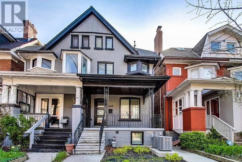 #Lower 669 Euclid Avenue, Toronto (Palmerston-Little Italy), Ontario, M6G2T8, Toronto (Palmerston-Little Italy), Ontario — photo 1 of 5