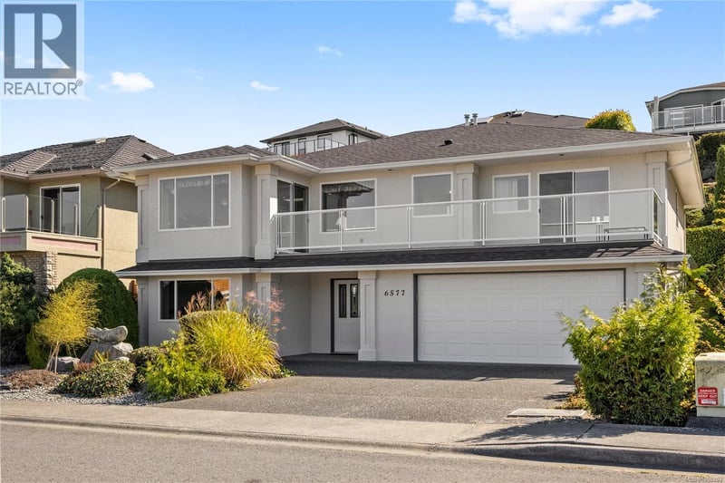 6577 Golden Eagle Way, Nanaimo, British Columbia, V9V1P8, Nanaimo, British Columbia — photo 1 of 5