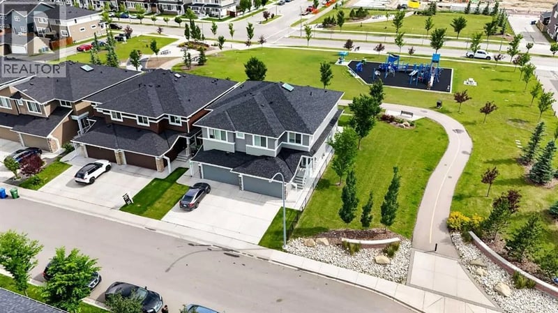 125 Redstone Common Northeast, Calgary, Alberta, T3N0P6, Calgary, Alberta — photo 1 of 5