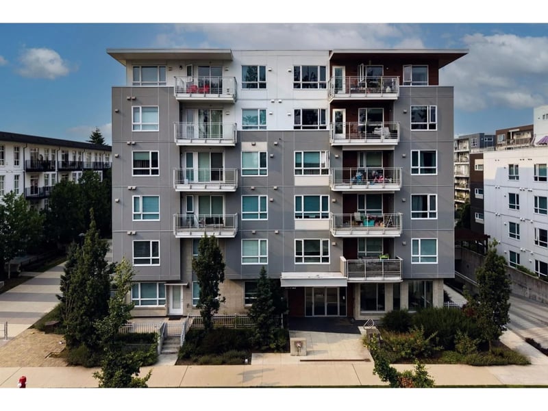 #118 13963 105 Boulevard, Surrey, British Columbia, V3T0M9, Surrey, British Columbia — photo 1 of 5