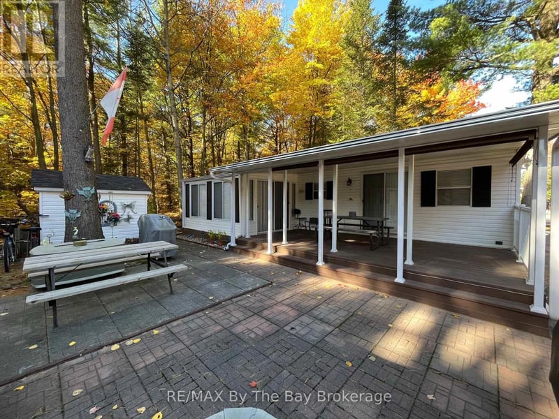 #68 85 Theme Park Drive, Wasaga Beach, Ontario, L9Z1X7, Wasaga Beach, Ontario — photo 1 of 5