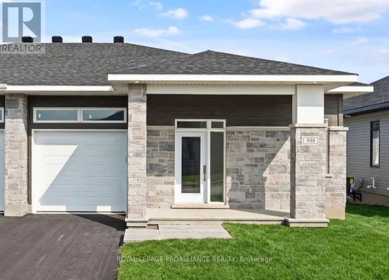 1086 Moore Street, Brockville, Ontario, K6V0H2, Brockville, Ontario — photo 1 of 5