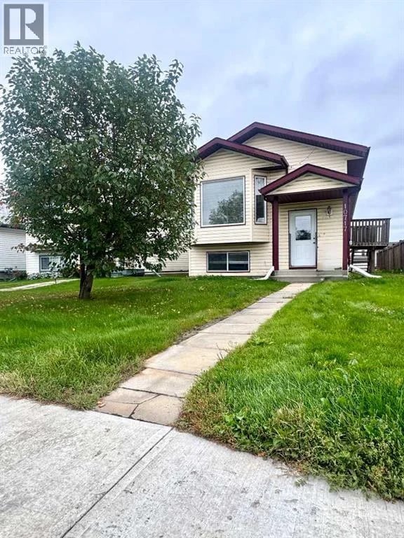10717 74 Avenue, Grande Prairie, Alberta, T8W2T2, Grande Prairie, Alberta