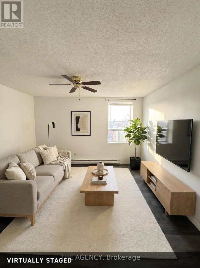 #10 45 King Avenue West, Clarington (Newcastle), Ontario, L1B1H2, Clarington (Newcastle), Ontario — photo 1 of 5