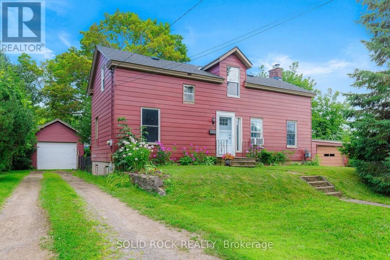 333 James Street East, Prescott, Ontario, K0E1T0, Prescott, Ontario — photo 1 of 5