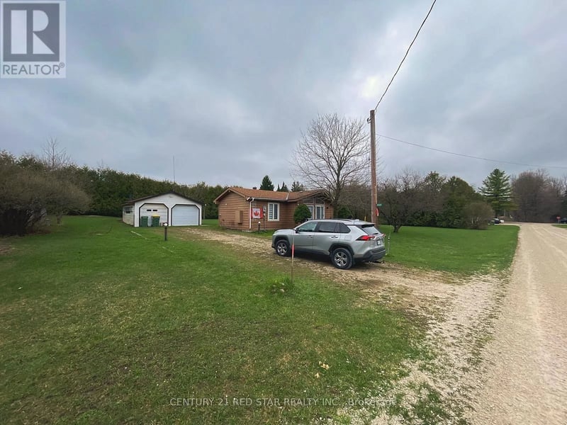 209 Evans Street, Grey Highlands, Ontario, N0C1E0, Grey Highlands, Ontario — photo 1 of 5