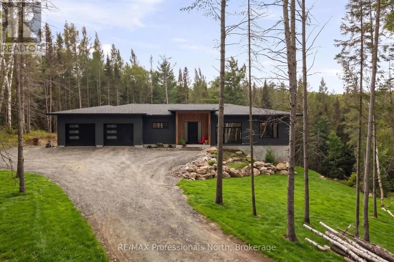 100 Masons Road, Perry (Emsdale), Ontario, P0A1J0, Perry (Emsdale), Ontario — photo 1 of 5