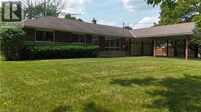 329 DECEWSVILLE Road, Cayuga, Ontario, N0A1E0, Cayuga, Ontario — photo 1 of 5