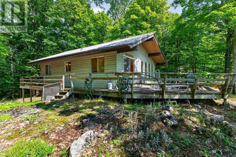 20 Porcupine Island, Frontenac (Frontenac South), Ontario, K0H2L0, Frontenac (Frontenac South), Ontario — photo 1 of 5