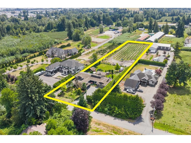 29852 MACLURE Road, Abbotsford, British Columbia, V4X1G5, Abbotsford, British Columbia — photo 1 of 5