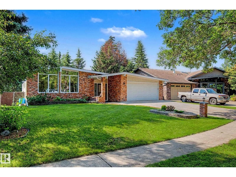 102 GOODRIDGE DR, St. Albert, Alberta, T8N2B2, St. Albert, Alberta — photo 1 of 5