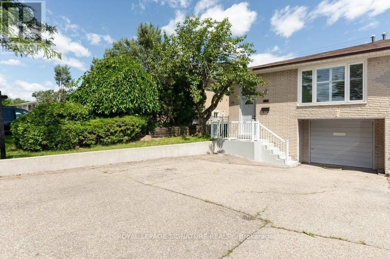 676 Abana Road, Mississauga (Cooksville), Ontario, L5A1H4, Mississauga (Cooksville), Ontario — photo 1 of 5