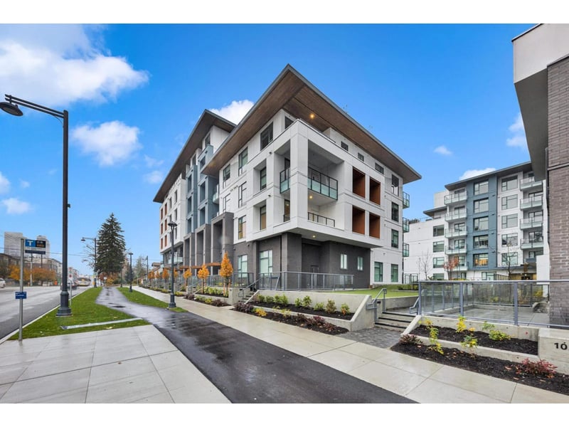 #406 10828 139A Street, Surrey, British Columbia, V3R0H3, Surrey, British Columbia — photo 1 of 5