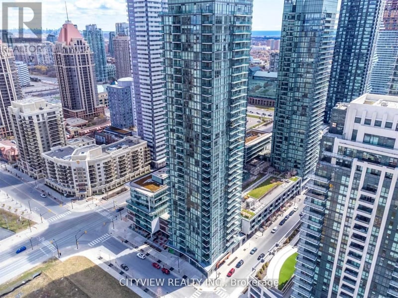 #707 4099 Brickstone Mews, Mississauga (City Centre), Ontario, L5B0H3, Mississauga (City Centre), Ontario — photo 1 of 5
