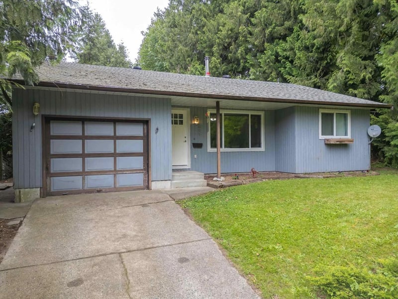 8061 CARIBOU Street, Mission, British Columbia, V2V5R1, Mission, British Columbia — photo 1 of 5