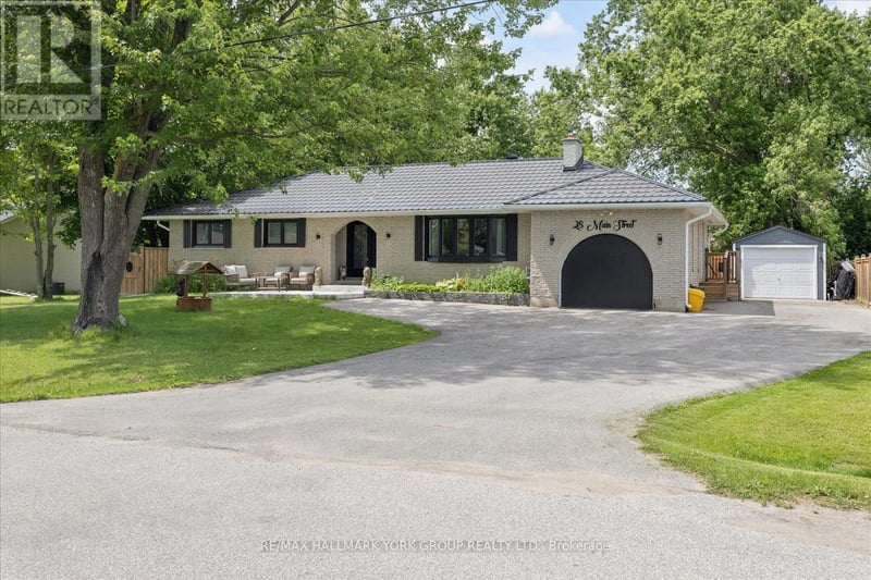 28 Main Street, Georgina (Pefferlaw), Ontario, L0E1N0, Georgina (Pefferlaw), Ontario — photo 1 of 5