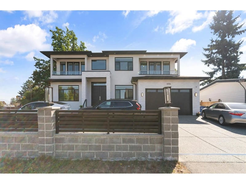 2514 LYNDEN Street, Abbotsford, British Columbia, V2T3C3, Abbotsford, British Columbia — photo 1 of 5