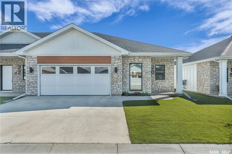 6 720 Brighton BOULEVARD, Saskatoon, Saskatchewan, S7V1X1, Saskatoon, Saskatchewan — photo 1 of 5