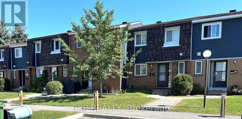 #10 41 Pixley Private, Ottawa, Ontario, K1G4C3, Ottawa, Ontario — photo 1 of 5