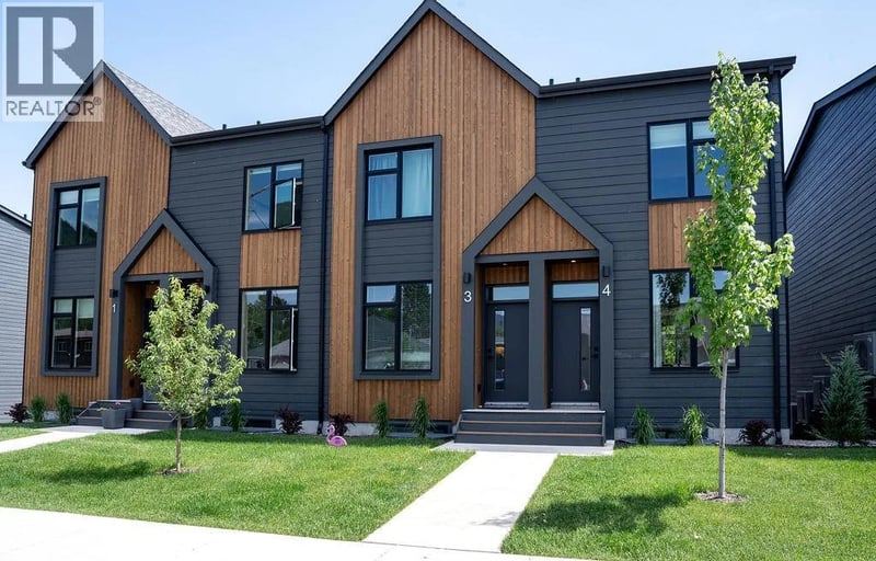 #4 414 Humbert Street, Revelstoke, British Columbia, V0E2S0, Revelstoke, British Columbia — photo 1 of 5