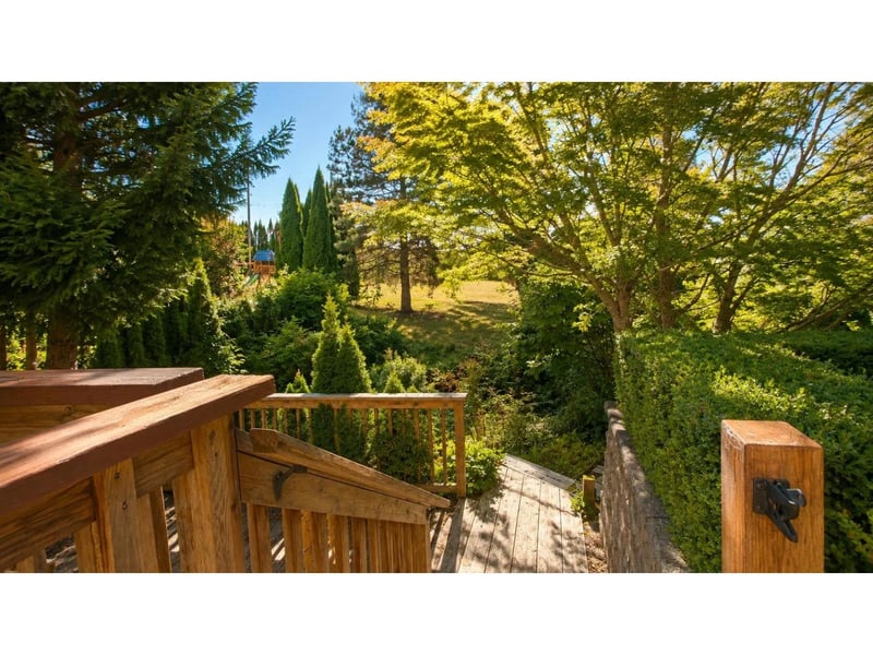 18118 CLAYTONWOOD Crescent, Surrey, British Columbia, V3S7T5, Surrey, British Columbia — photo 1 of 5