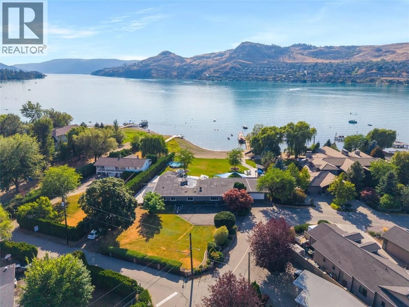 8104 Kalavista Drive, Coldstream, British Columbia, V1B1K3, Coldstream, British Columbia — photo 1 of 5