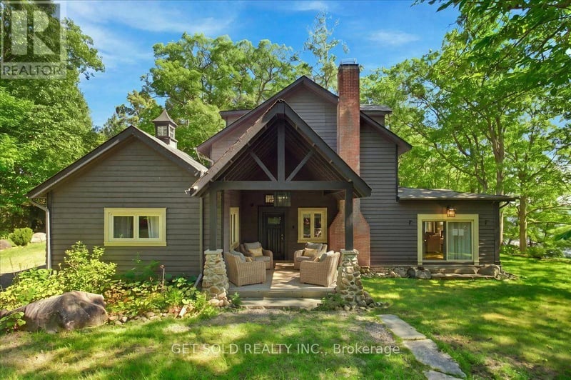 2045 Muskoka Road, Muskoka Lakes (Monck (Muskoka Lakes)), Ontario, P1L1W8, Muskoka Lakes (Monck (Muskoka Lakes)), Ontario — photo 1 of 5