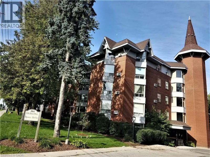 #306 384 ERB Street West, Waterloo, Ontario, N2L1W6, Waterloo, Ontario — photo 1 of 5
