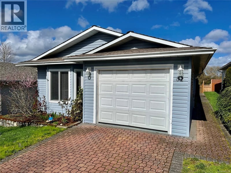 82 Wolf Lane, View Royal, British Columbia, V9A7M2, View Royal, British Columbia — photo 1 of 5