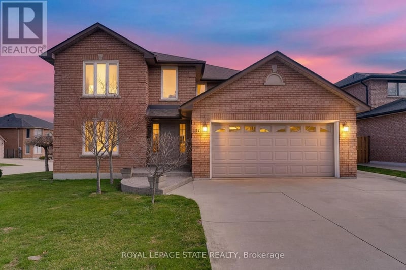 137 National Drive, Hamilton (Gershome), Ontario, L8G5B3, Hamilton (Gershome), Ontario — photo 1 of 5